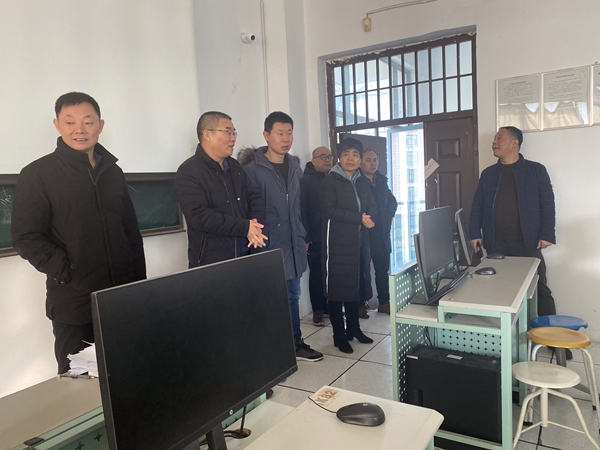 工学院检查场地_副本.jpg
